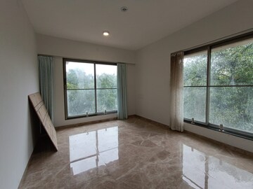 Room in 3 BHK Apartment at Hubtown Seasons, Chembur – for Rent