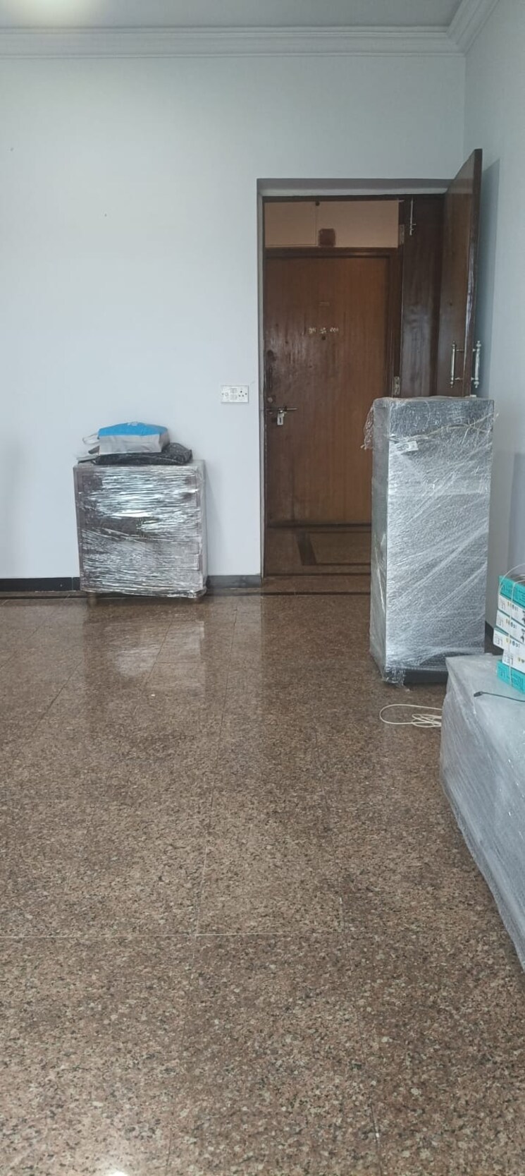 Room, royal-palms-diamond-isle-phase-ii 1 Bedroom 450 Sq.Ft. Apartment In Bandra West Mumbai 7362979