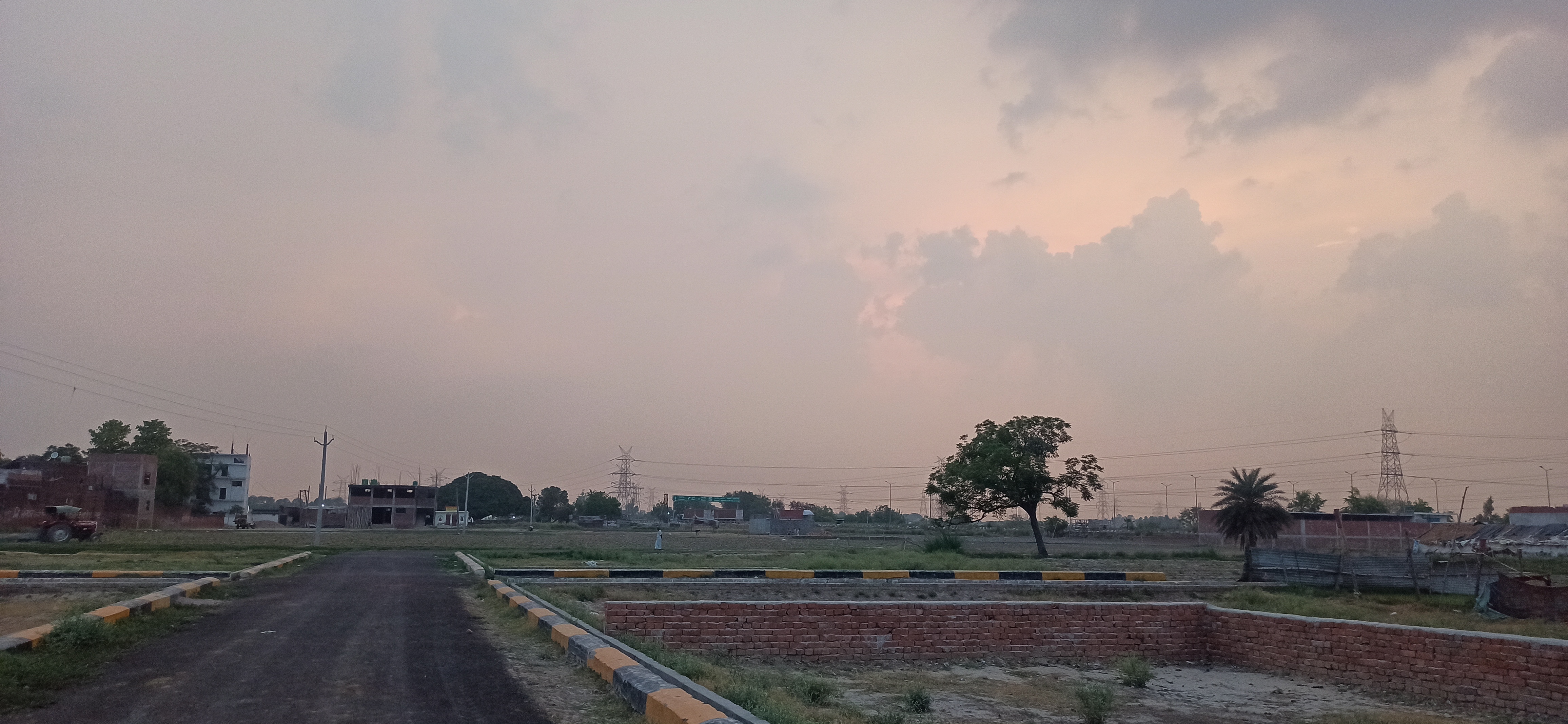 Plot For Resale in Kisan Path Lucknow  7362984