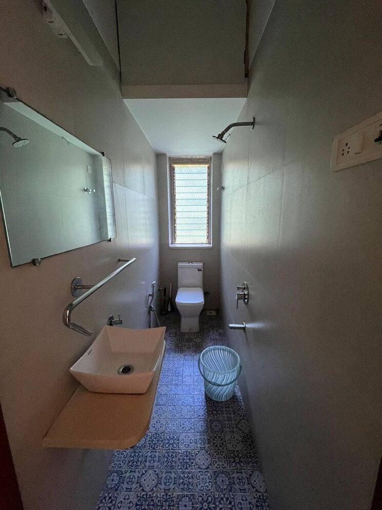 Team Area, lily-court 2 Bedroom 1250 Sq.Ft. Apartment In Churchgate Mumbai 7363139