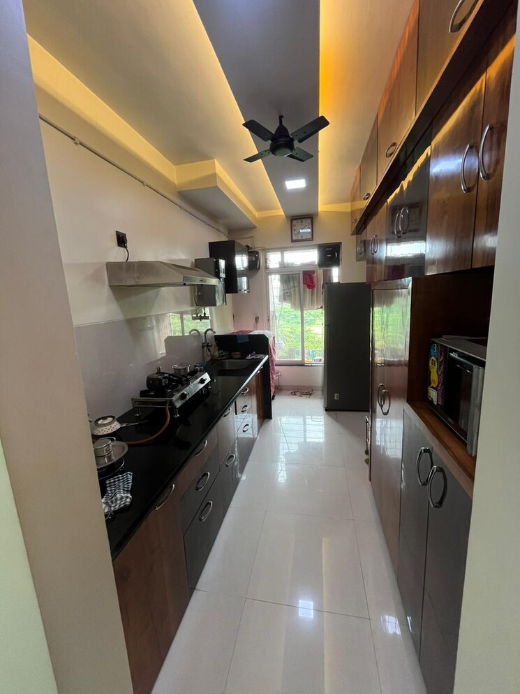 Kitchen, puranik-city 2 Bedroom 850 Sq.Ft. Apartment In Kasarvadavali Thane 7363337