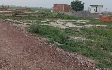 Plot For Sale in Bhopani Village