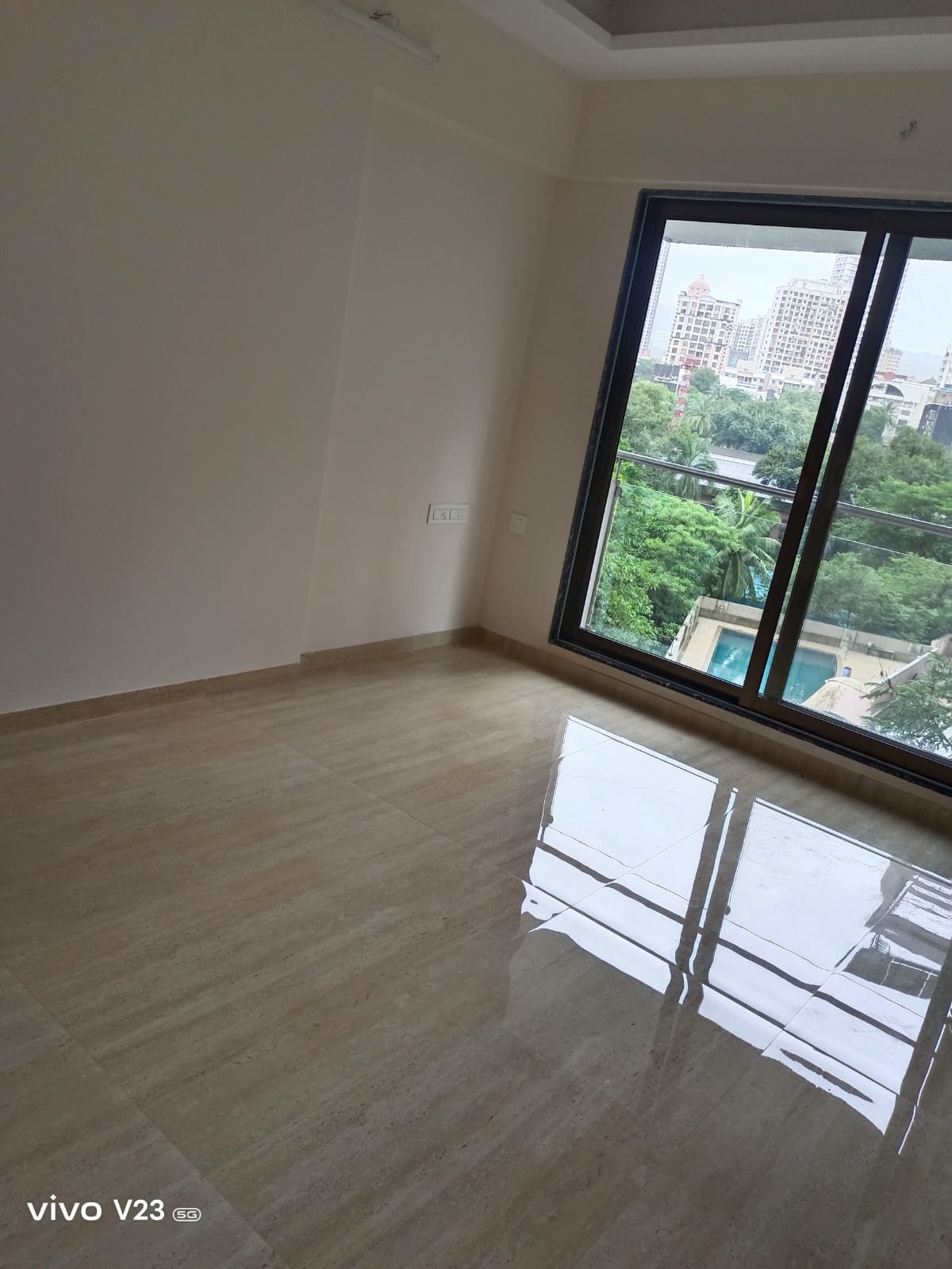 2 BHK Apartment For Rent in Je And Vee Om Trimurti Malad East Mumbai  7363531