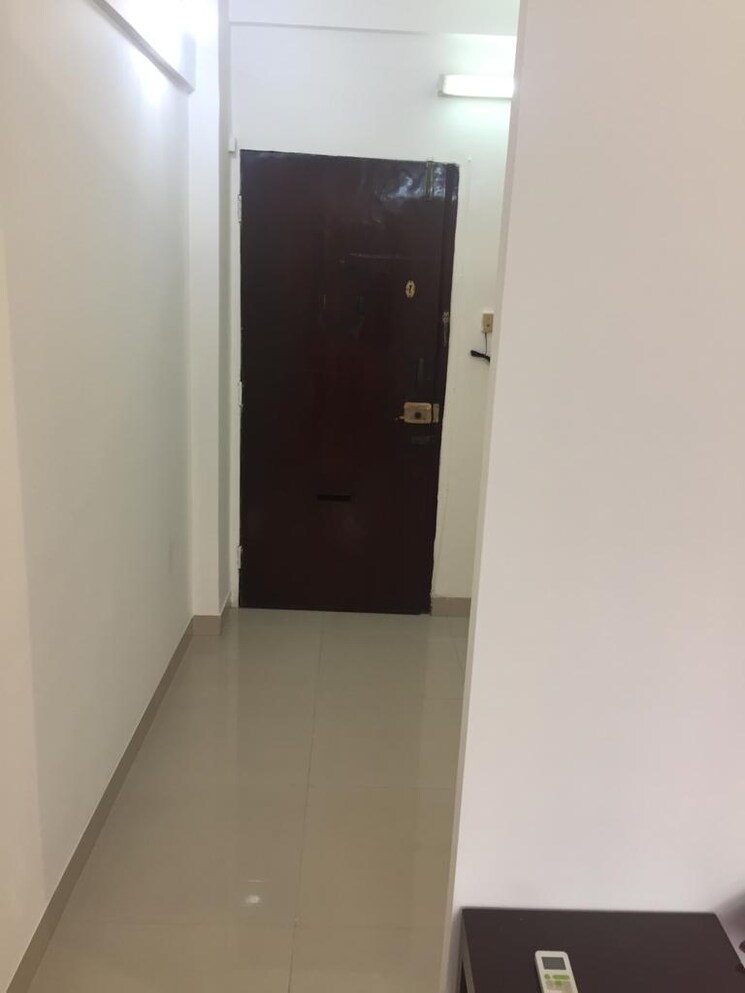 Room, sindh-chambers 1 Bedroom 525 Sq.Ft. Apartment In Colaba Mumbai 7363751