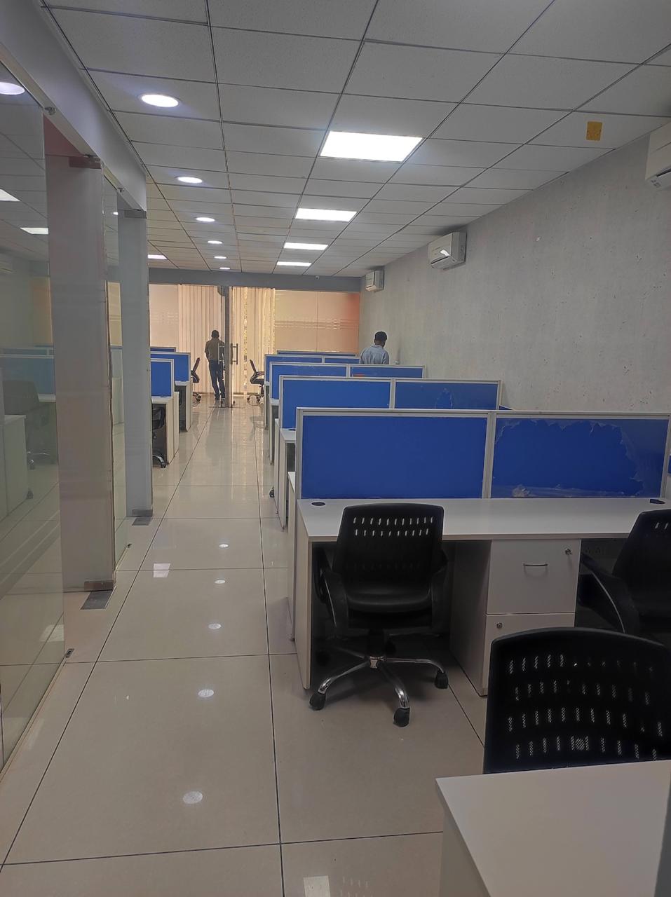 Commercial Office Space 1950 Sq.Ft. For Rent in Sector 16 Noida  7363765