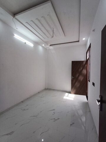 Room in 2 BHK Builder Floor at Faizabad Road – for Sale
