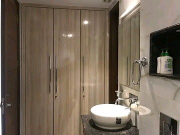 Bathroom in 4 BHK Apartment at M3M Capital, Sector 113 – for Sale