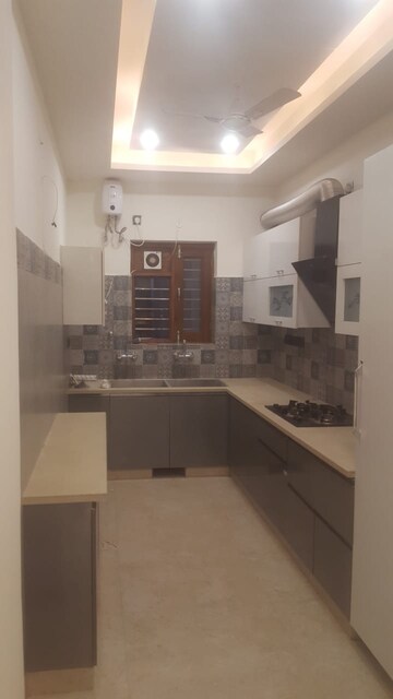Kitchen in 3 BHK Builder Floor at Sector 85 – for Sale