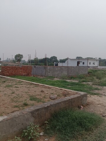  Plot For Sale in Bhopani Village