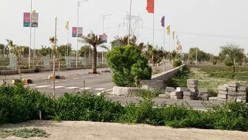  Plot – Exterior View View at Homeland Mahalapuram, Kot Jewar - for Sale