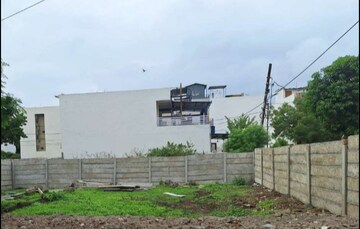  Plot For Sale in South Tukoganj