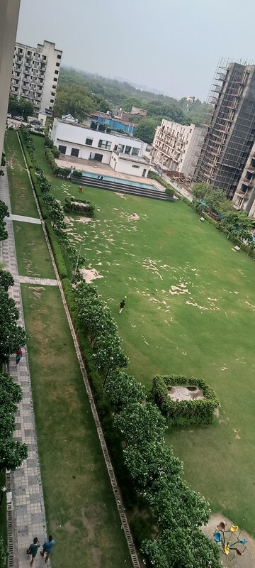 Swimming Pool in 3 BHK Apartment at MGH Mulberry County, Sector 70 – for Sale