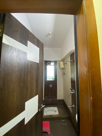Building Lobby in 1 BHK Apartment at Evershine Millennium Paradise, Kandivali East – for Sale