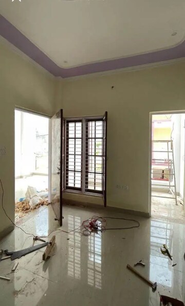 Room in 2 BHK Independent House at Deva Road – for Sale