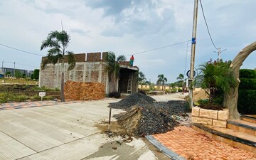 Plot For Sale in Super Corridor