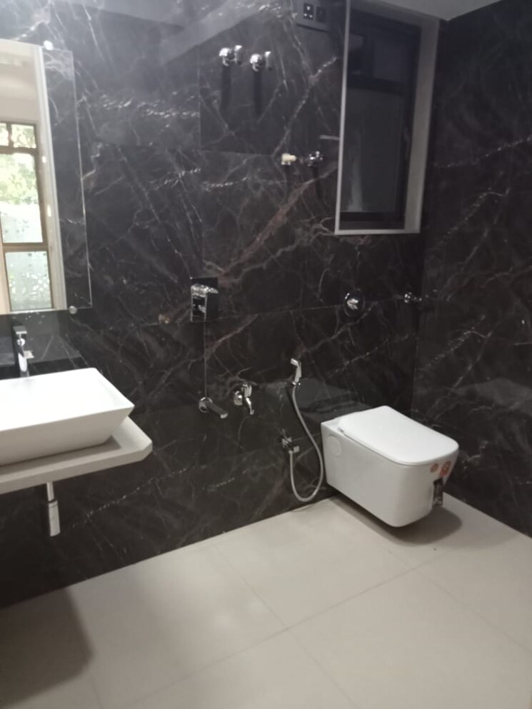 Bathroom, raj-heritage-1 2 Bedroom 631 Sq.Ft. Apartment In Mira Road Thane 7365727