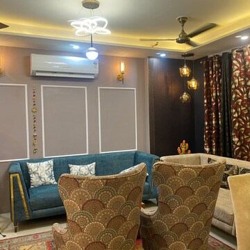 Team Area in 3 BHK Apartment at Gulshan Bellina, Panchsheel Green – for Sale