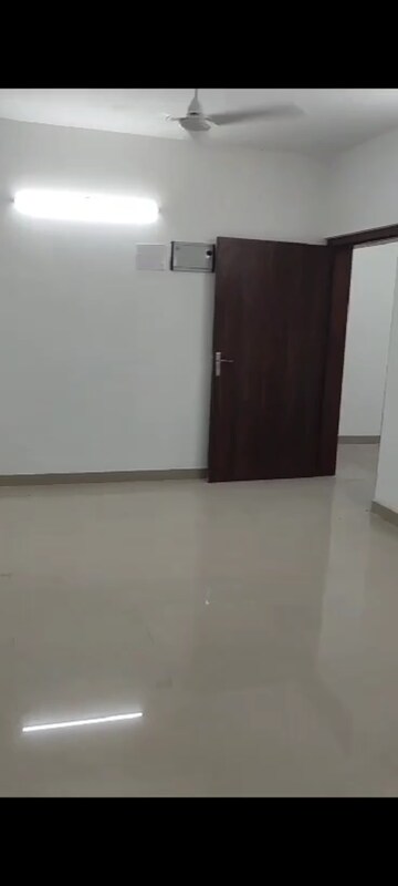 Room in 3 BHK Apartment at Shiv The Ozone Solitaire, Sector 87 – for Sale