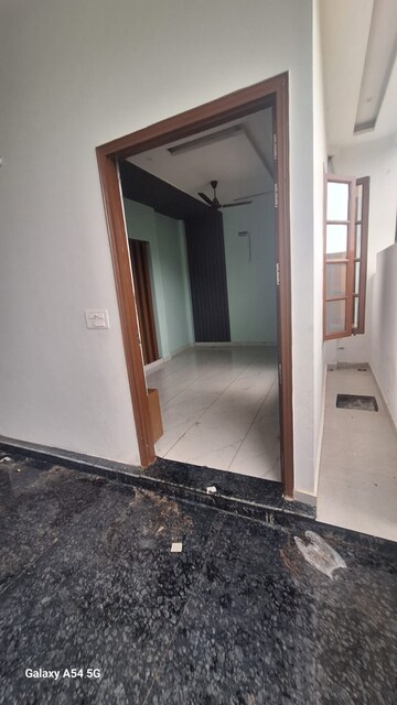 Room in 3 BHK Villa at Faizabad Road – for Sale
