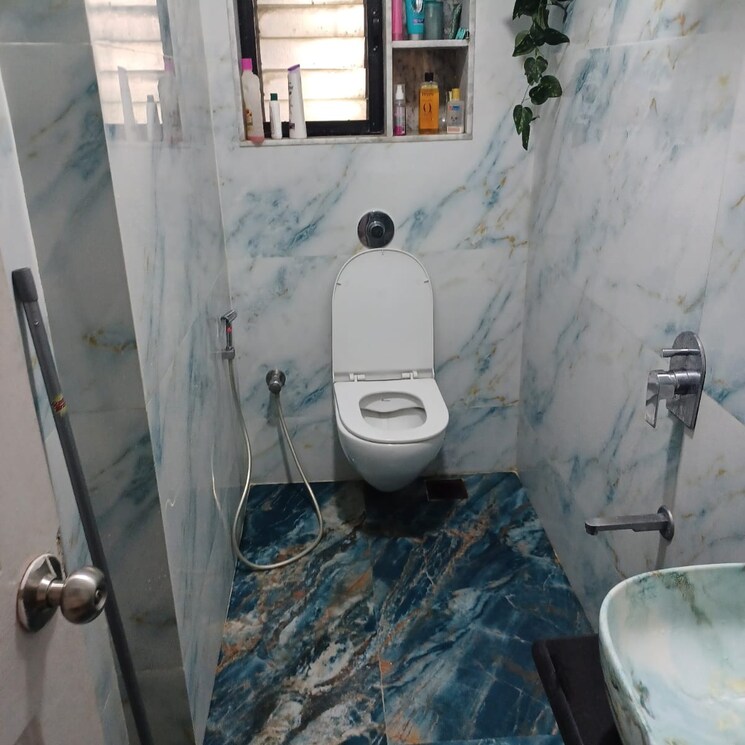 Bathroom, lalani-residency 2 Bedroom 630 Sq.Ft. Apartment In Pratha Pushp Society Thane 7366220