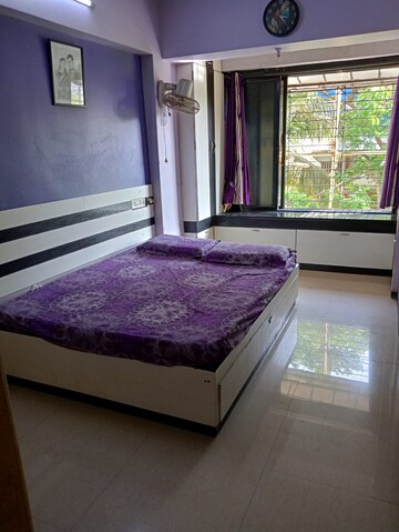 Bedroom in 1 BHK Apartment at Mulund East – for Sale