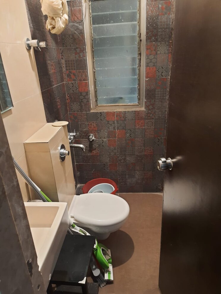 Bathroom, reflex-satnam-apartment 2 Bedroom 1100 Sq.Ft. Apartment In Cuffe Parade Mumbai 7366598