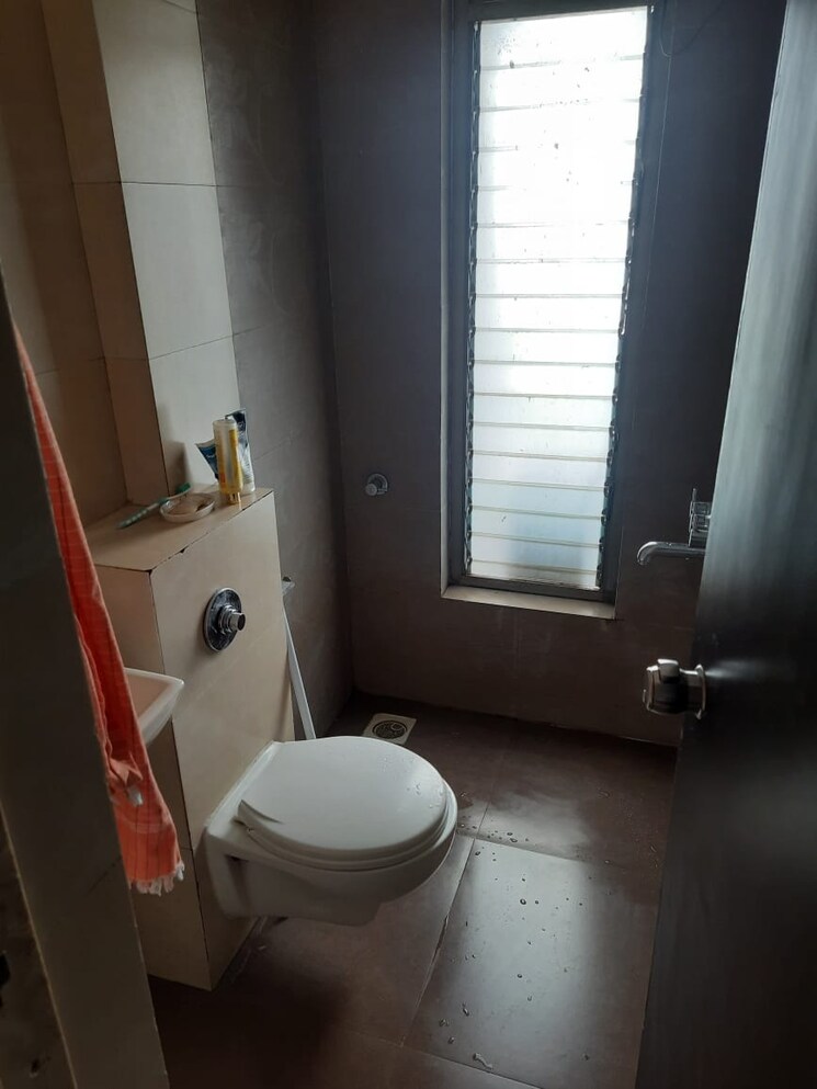 Bathroom, reflex-satnam-apartment 2 Bedroom 1100 Sq.Ft. Apartment In Cuffe Parade Mumbai 7366598