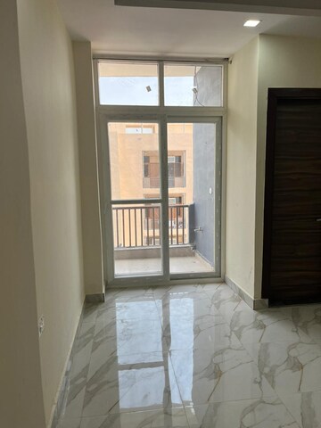 Room in 3 BHK Apartment at Tulip White, Sector 69 – for Sale