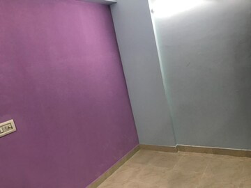 Room in 2 BHK Apartment at Adore Happy Homes, Sector 86 – for Sale