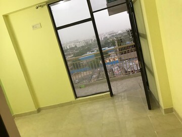 Room in 2 BHK Apartment at Adore Happy Homes, Sector 86 – for Sale