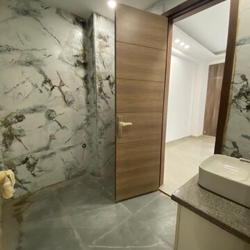 Bedroom in 3 BHK Builder Floor at Chhajjupur – for Sale
