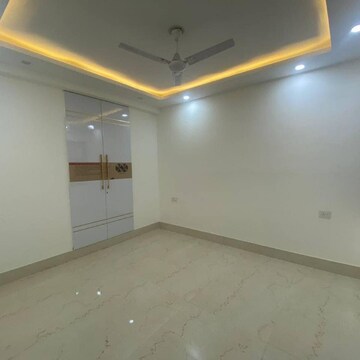 Room in 3 BHK Builder Floor at Chattarpur – for Sale