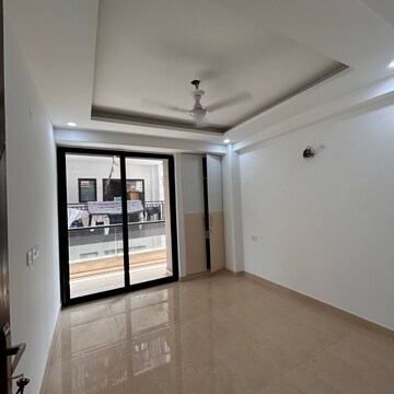 Room in 3 BHK Builder Floor at Chattarpur – for Sale