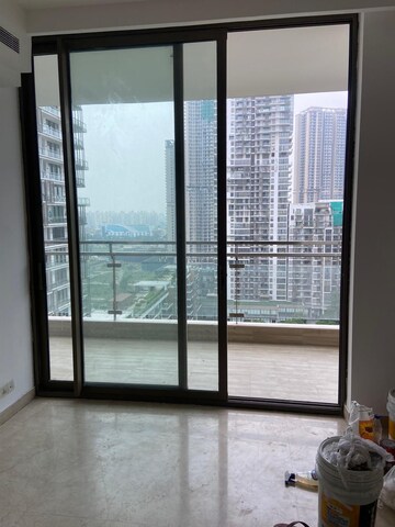 Room in 4 BHK Apartment at M3M Golf Estate Fairway West, Sector 65 – for Sale