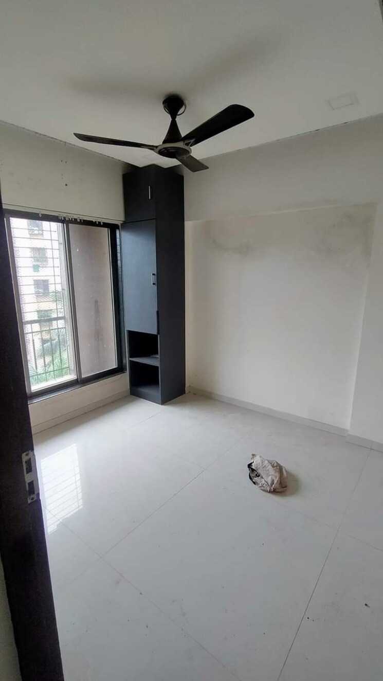 Room, rna-n-g-silver-spring 2 Bedroom 525 Sq.Ft. Apartment In Mira Road Thane 7367171