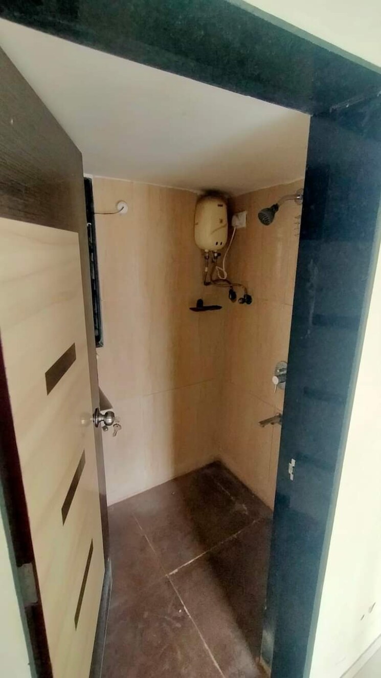 undefined, rna-n-g-silver-spring 2 Bedroom 525 Sq.Ft. Apartment In Mira Road Thane 7367171