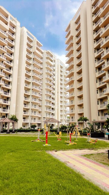 3.5 BHK Apartment – Exterior View View at Tashee Capital Gateway, Sector 111 - for Sale