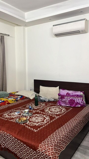 Bedroom in 3 BHK Builder Floor at Landmark Avana, Sector 95 – for Sale