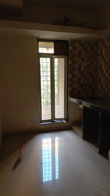 Room in 1 BHK Apartment at MAAD Nakoda Heights, Nalasopara West – for Sale