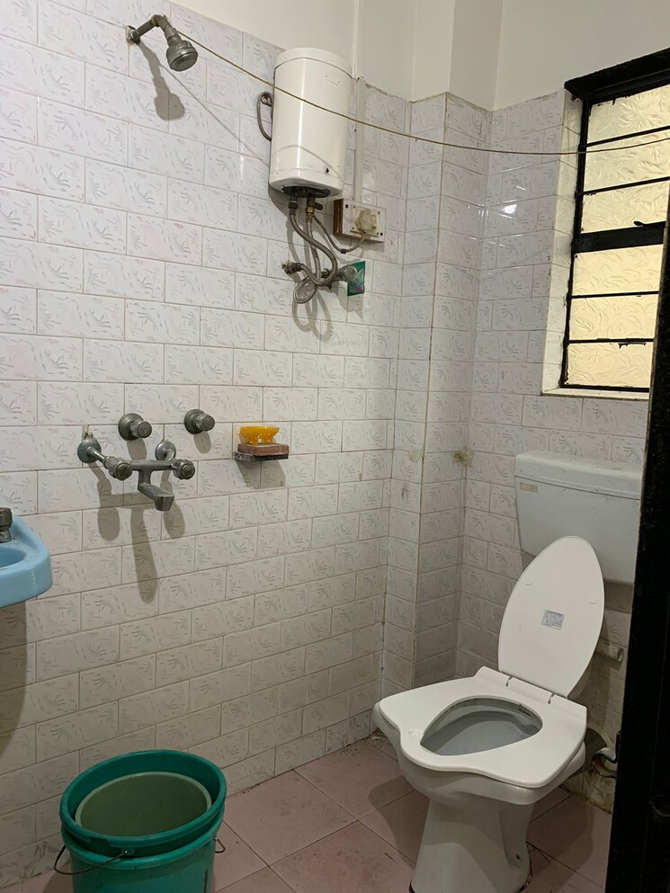 Bathroom, mind-space-queenstown 2 Bedroom 1123 Sq.Ft. Apartment In Chinchwad Pune 7367340