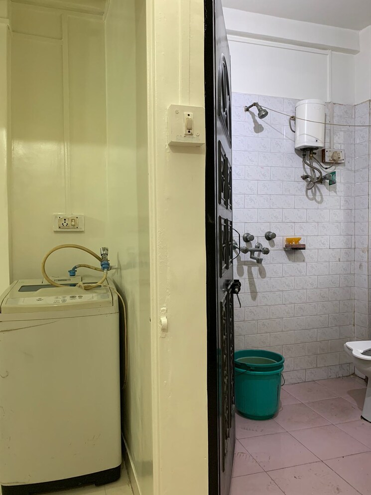 Bathroom, mind-space-queenstown 2 Bedroom 1123 Sq.Ft. Apartment In Chinchwad Pune 7367340