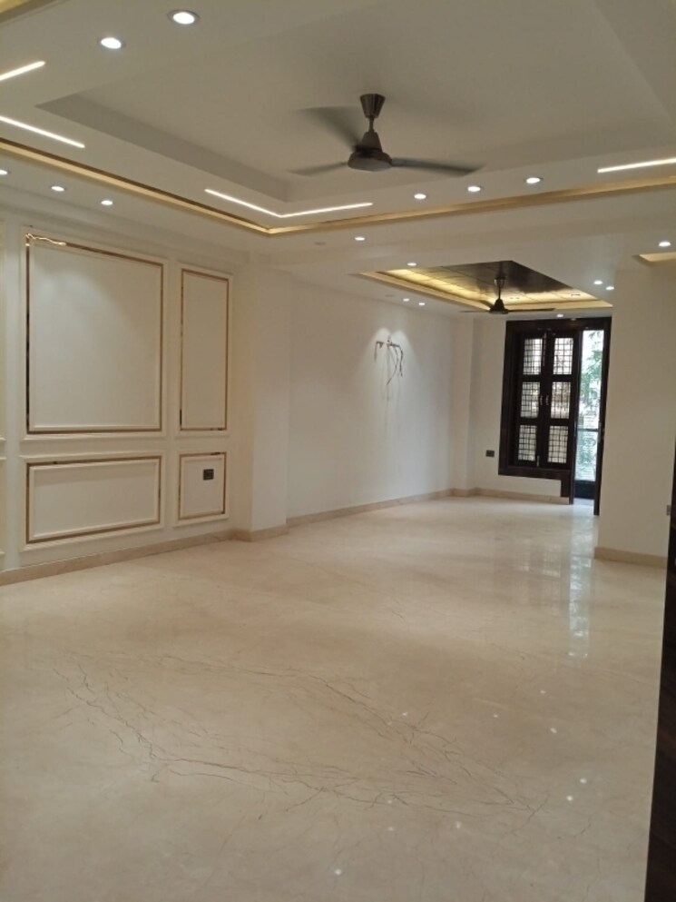 Room, sector 7 dwarka 3.5 Bedroom 1900 Sq.Ft. Apartment In Sector 7 Dwarka Delhi 7367341