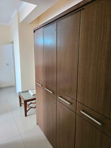 Furnished Amenities in 3.5 BHK Apartment at Huda CGHS, Sector 56 – for Sale