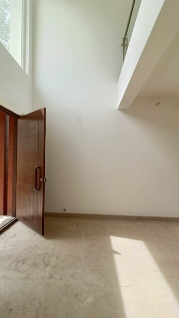 Room in 4 BHK Villa at My Home Ankura, Tellapur – for Sale