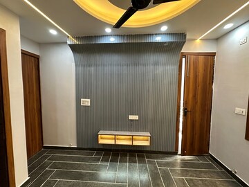Furnished Amenities in 3 BHK Builder Floor at Palam – for Sale