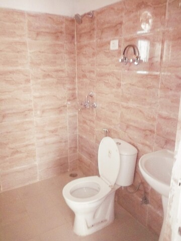 Bathroom in 2.5 BHK Apartment at Ajnara Le Garden, Sector 16b Greater Noida – for Sale
