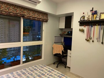 Room in 2 BHK Apartment at Kolshet Road – for Sale
