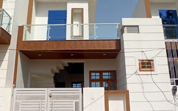 2 BHK Villa For Sale in Chinhat