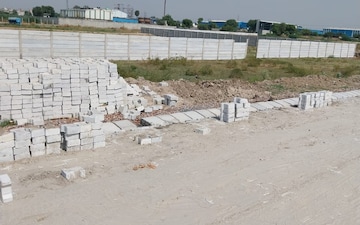 Industrial Plot For Sale in Gadpuri