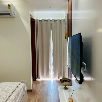 Furnished Amenities in 2.5 BHK Builder Floor at JMS Primeland, Sector 95a – for Sale